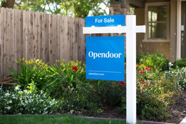 Opendoor buys Doma closing, escrow business to lower mortgage refinance costs