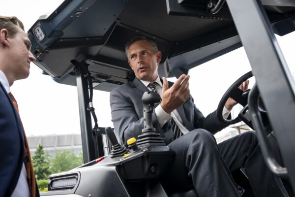 Martin Heinrich bill would give tax rebate for tariffs