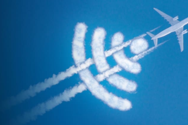 American Airlines considering Wi-Fi, in-flight entertainment upgrades