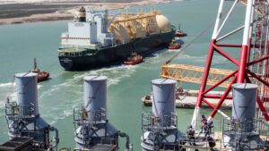U.S. natural gas exporters to benefit from Qatar LNG supply disruption