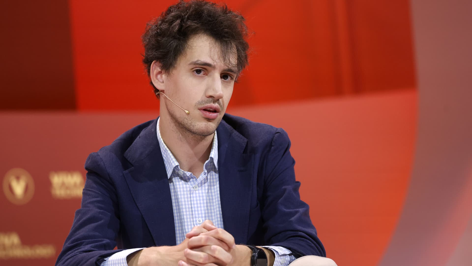 Mistral secures 0 million in debt financing to fund AI data center