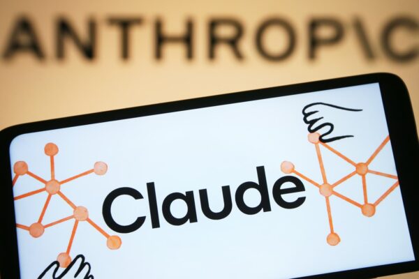 Anthropic’s Claude sees ‘elevated errors’ as it tops Apple’s free apps