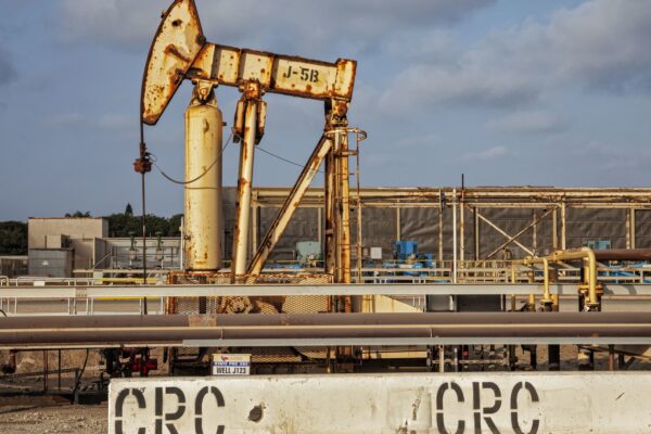 These dividend stocks are up since war began. Street sees more ahead