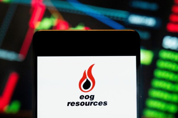 Top Wall Street analysts are bullish on these 3 dividend-paying energy stocks