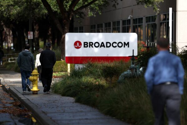 Broadcom’s custom AI chip business stays hot and gives the bulls a much-needed win