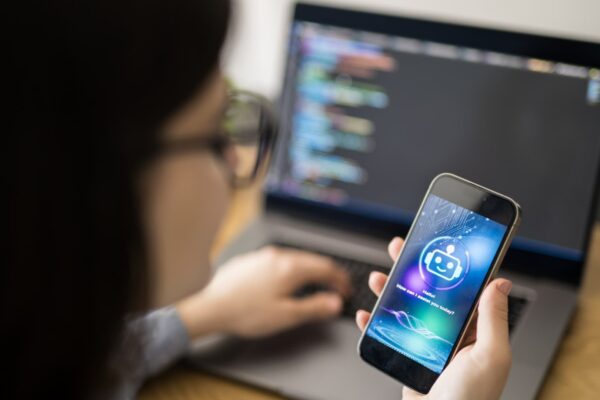 Stop asking AI chatbots about workplace problems, psychologist says