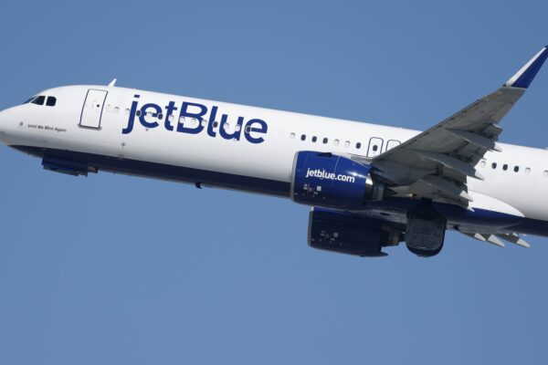 JetBlue Airways raises bag fees as fuel prices soar