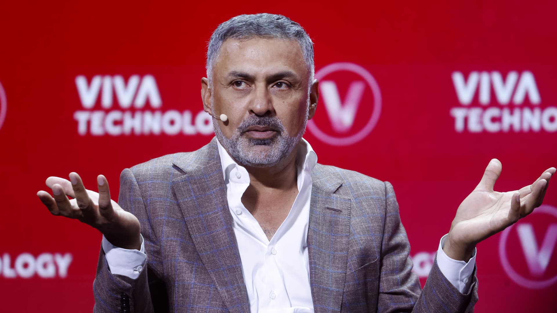 This company bought back stock in last month’s software rout. It was a good move