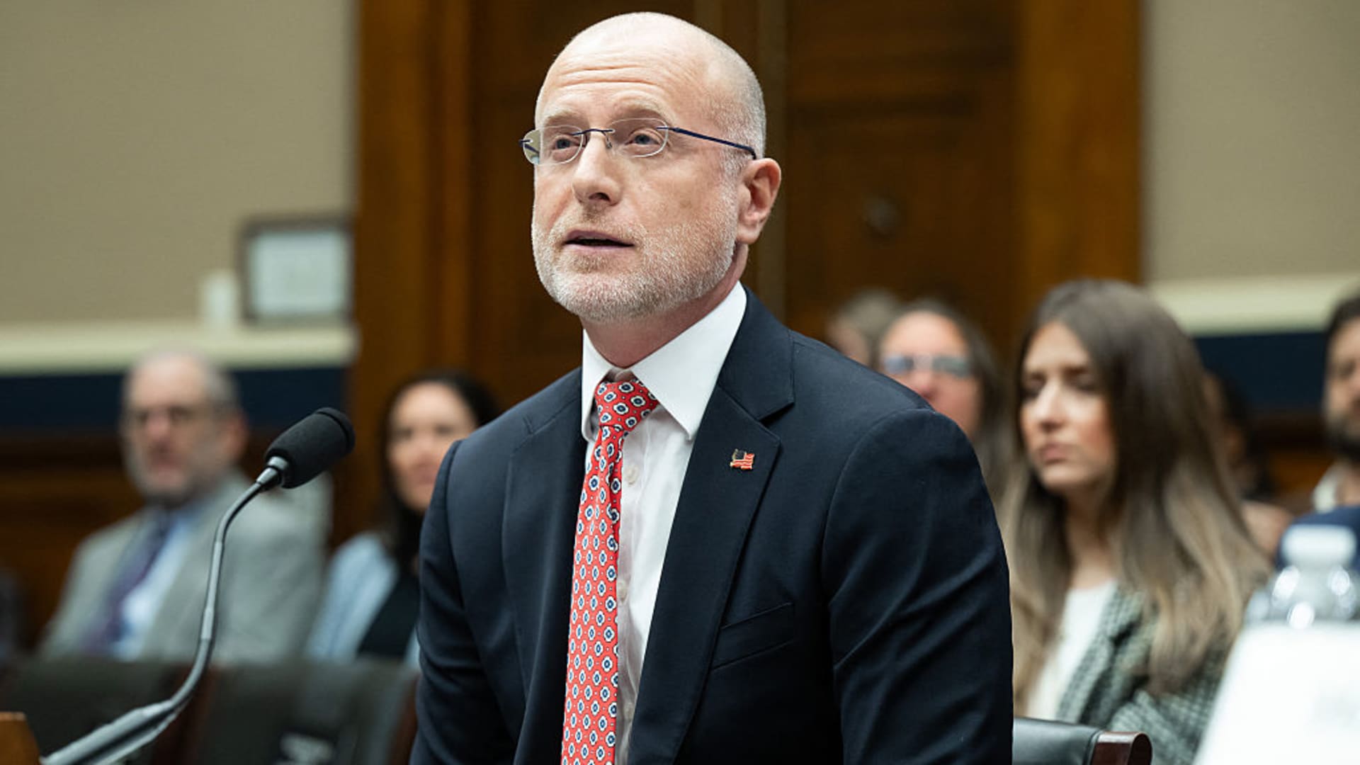 FCC chair Carr slams broadcasters after Trump disputes tanker reports