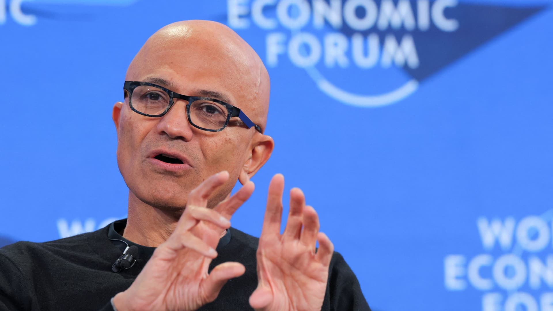 Microsoft says court should temporarily block Pentagon ban Anthropic