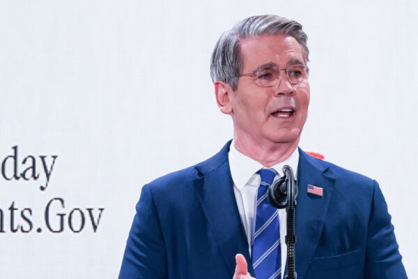 Treasury Secretary Bessent says U.S. will make ‘series of announcements’ to support oil trade in the Gulf