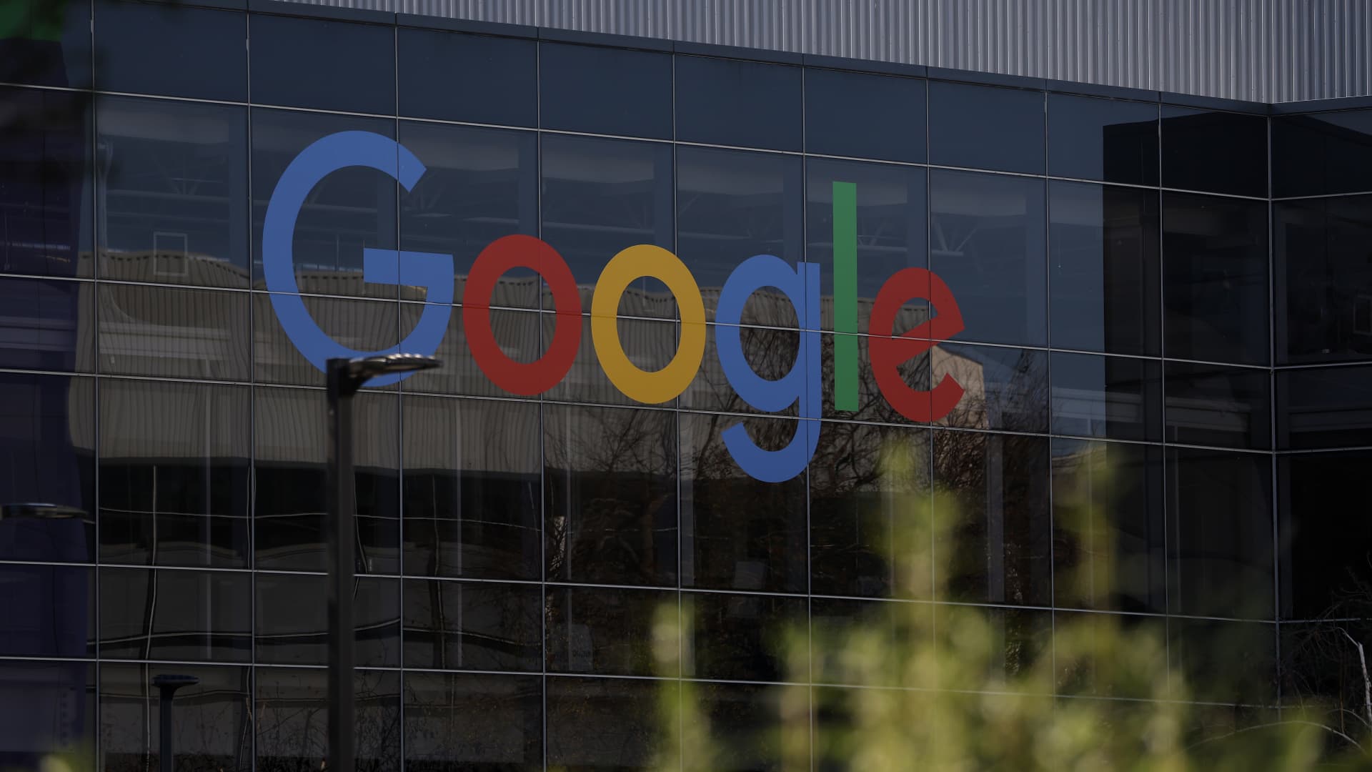 As bond investors fret over an AI bubble, what investors need to know