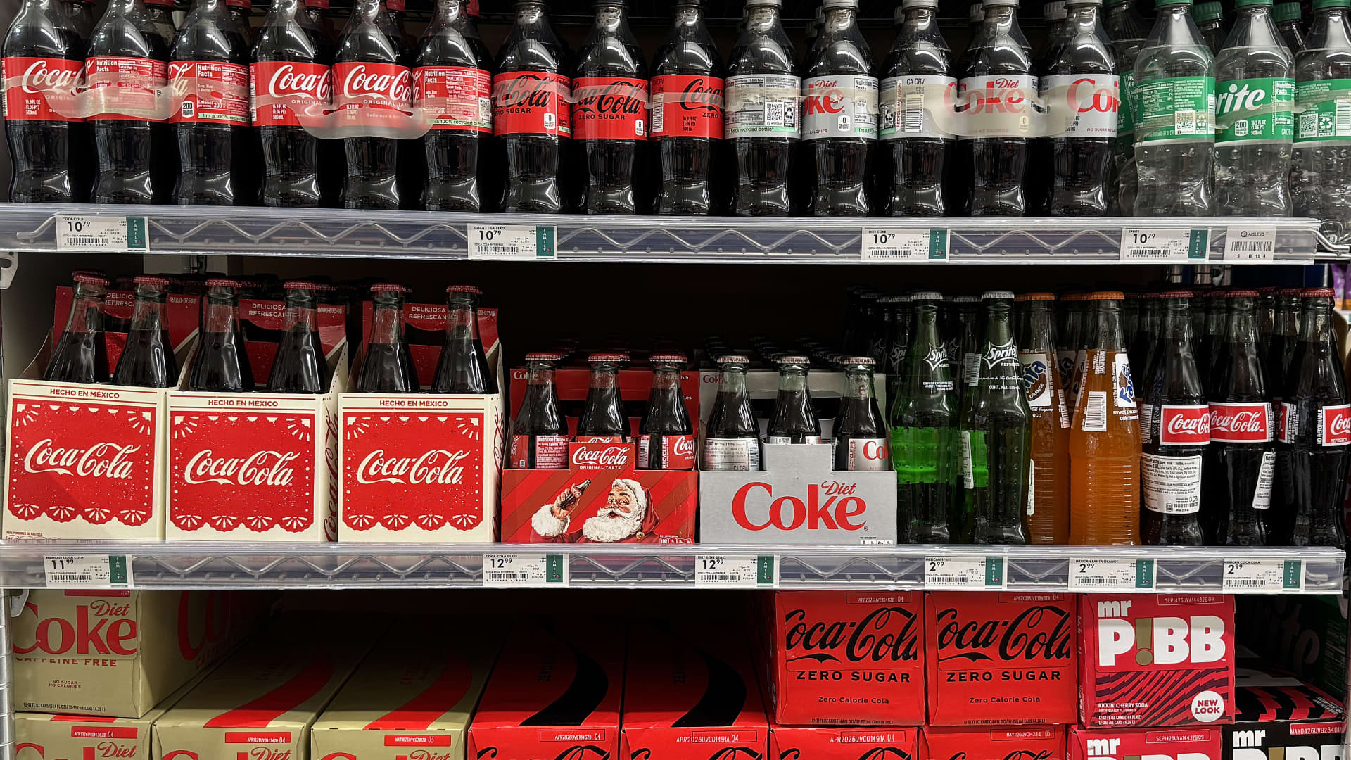 These are Barclays’ top defensive stocks that also pay solid dividends