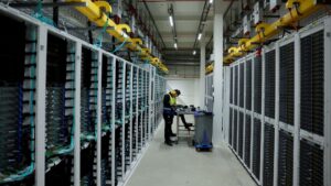 Broadcom CEO’s copper commitment tanks Corning shares — but sellers are mistaken