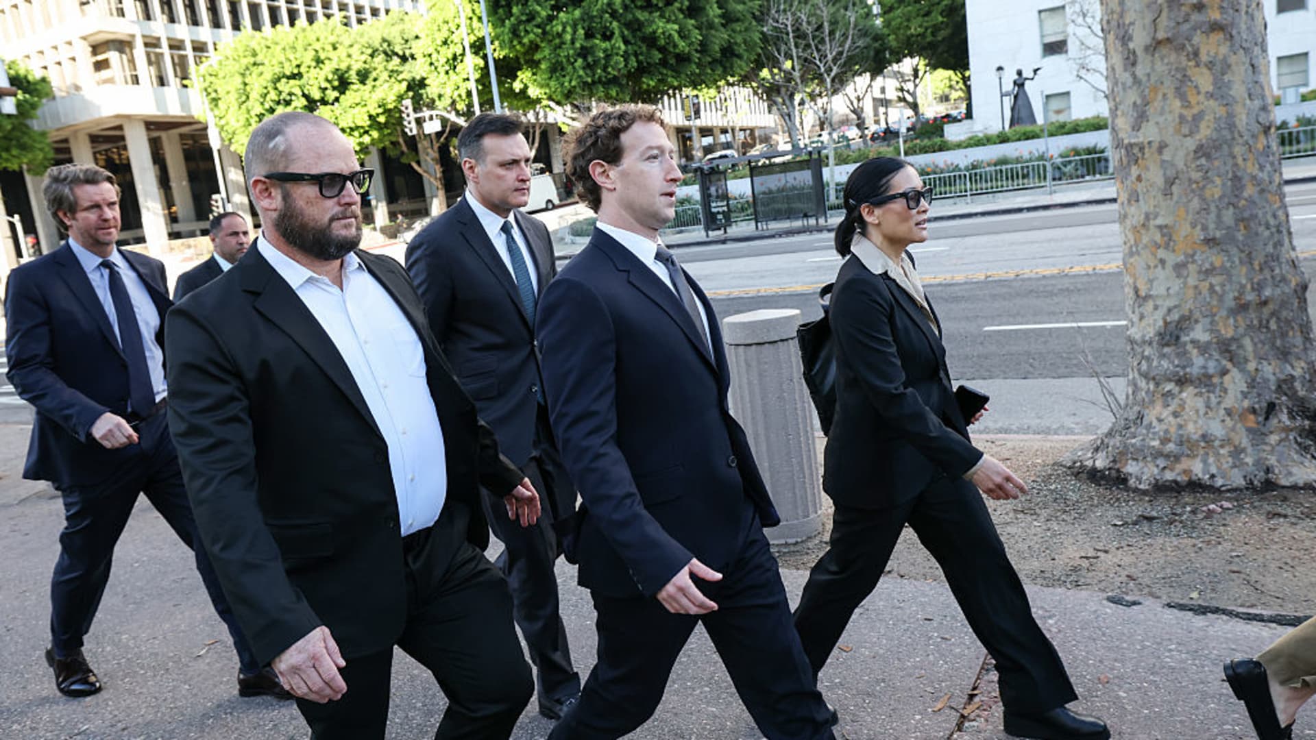 Meta is not the new tobacco, warns against selling over court rulings