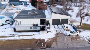 When you should—and shouldn’t—use ChatGPT as a therapist, from experts