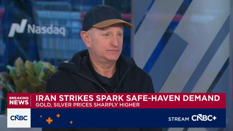 Steve Eisman says investors should ignore U.S.-Iran war, will be long-term ‘positive’