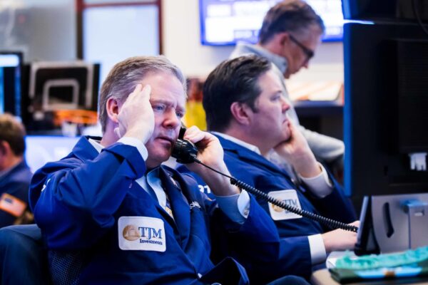 Oil storms past 0 for first time since 2022