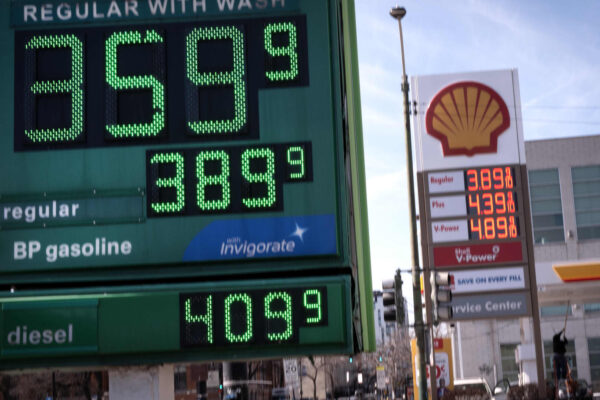 investors monitor Iran war and soaring oil price