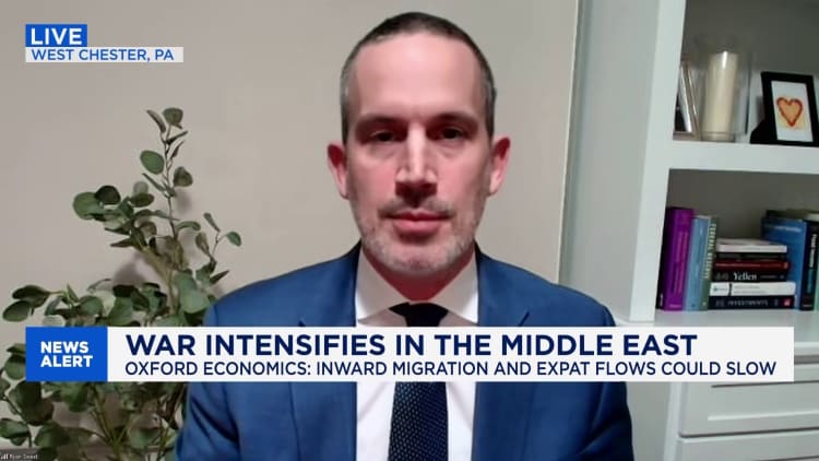 UAE stocks sell off as markets reopen after Iranian missile strikes