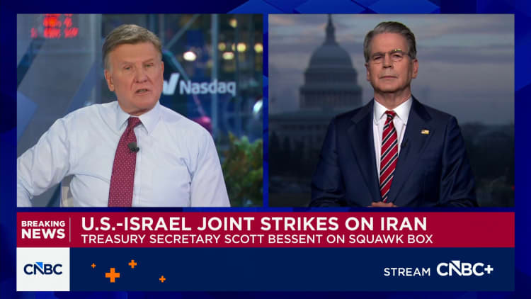 Oil falls for first time since U.S. launched war against Iran