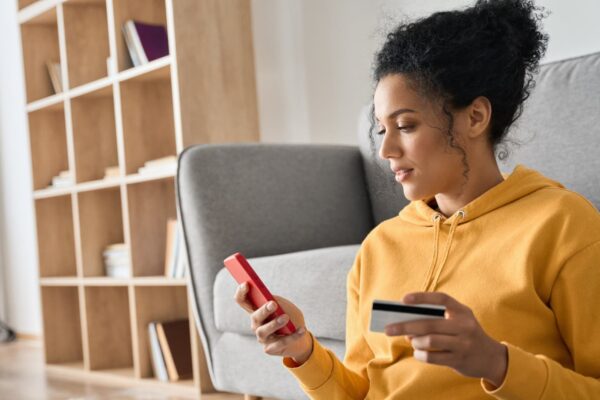 4 Credit Card Mistakes That Are Costing You in Fees