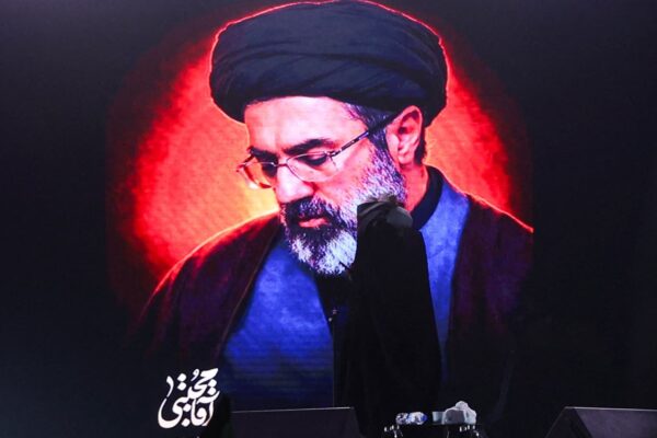 Strait of Hormuz must remain closed