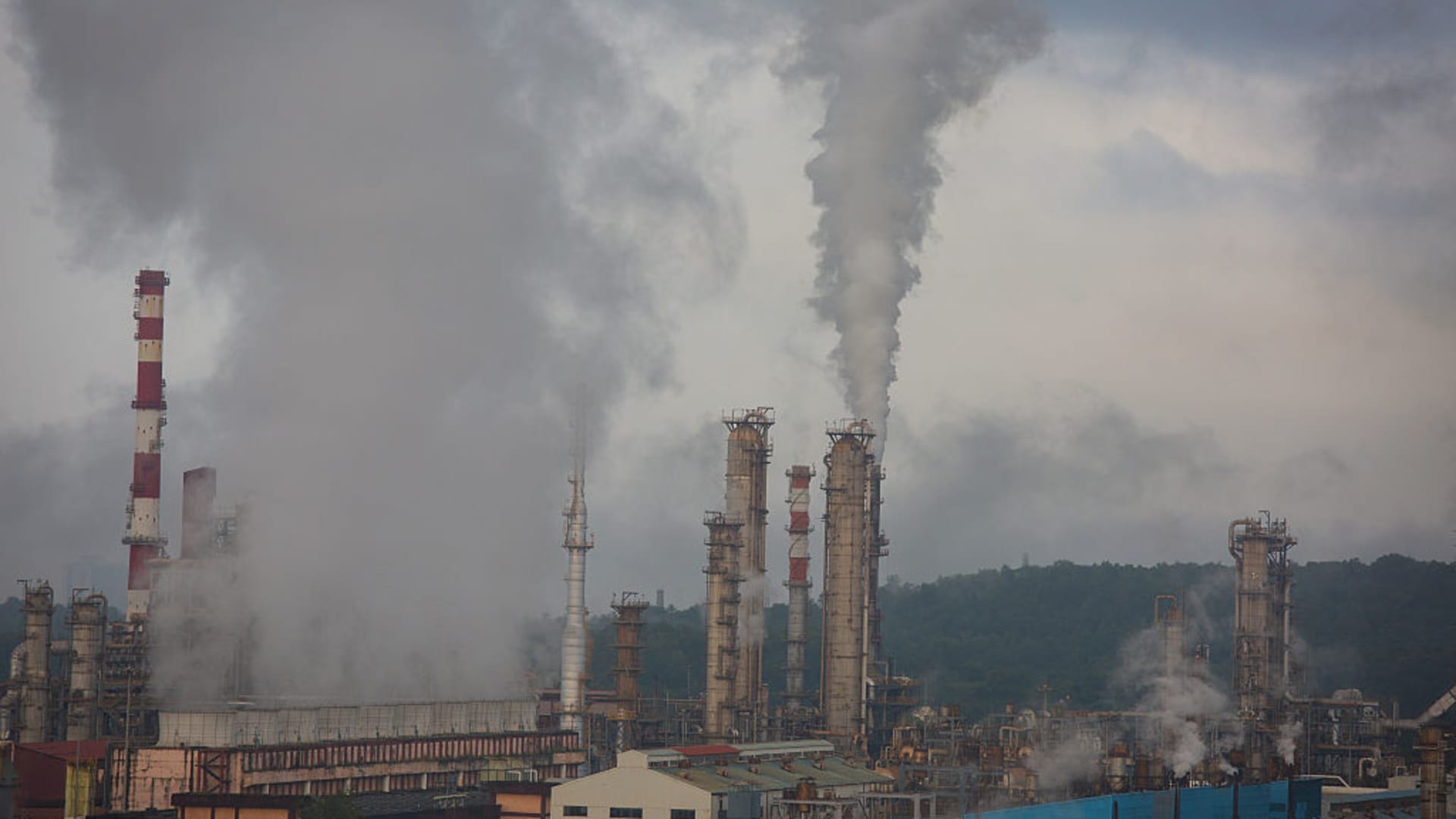 India’s March private business activity slows to lowest since Oct 2022, missing forecasts