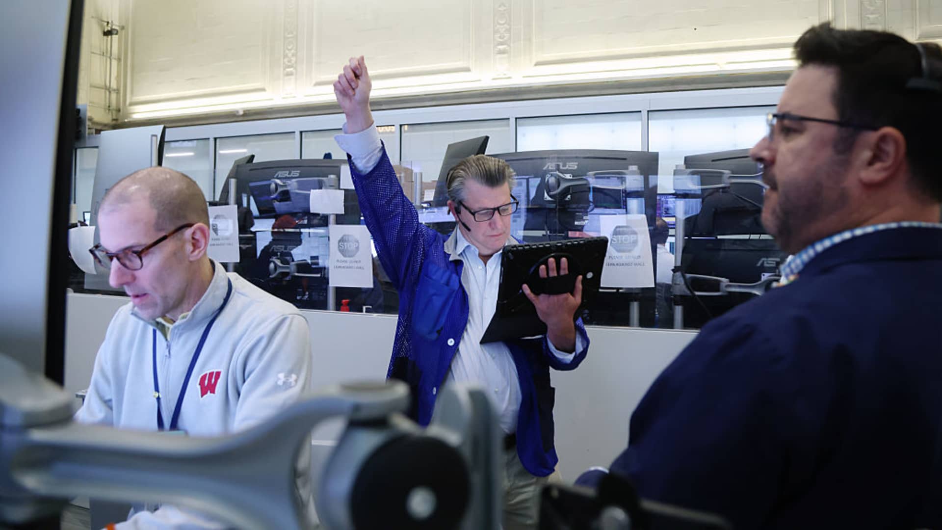 Stock market today: Live updates