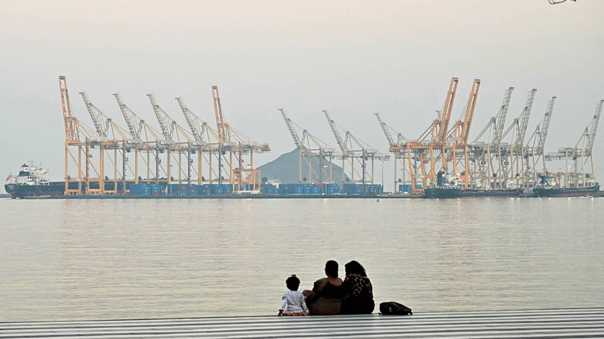 UAE’s Fujairah hit, causing a large fire at the key oil trading hub