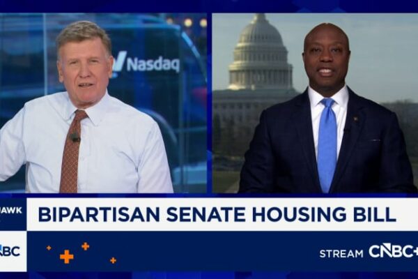 Tim Scott hopes Fed Chair Powell investigation ‘goes away’ for Warsh