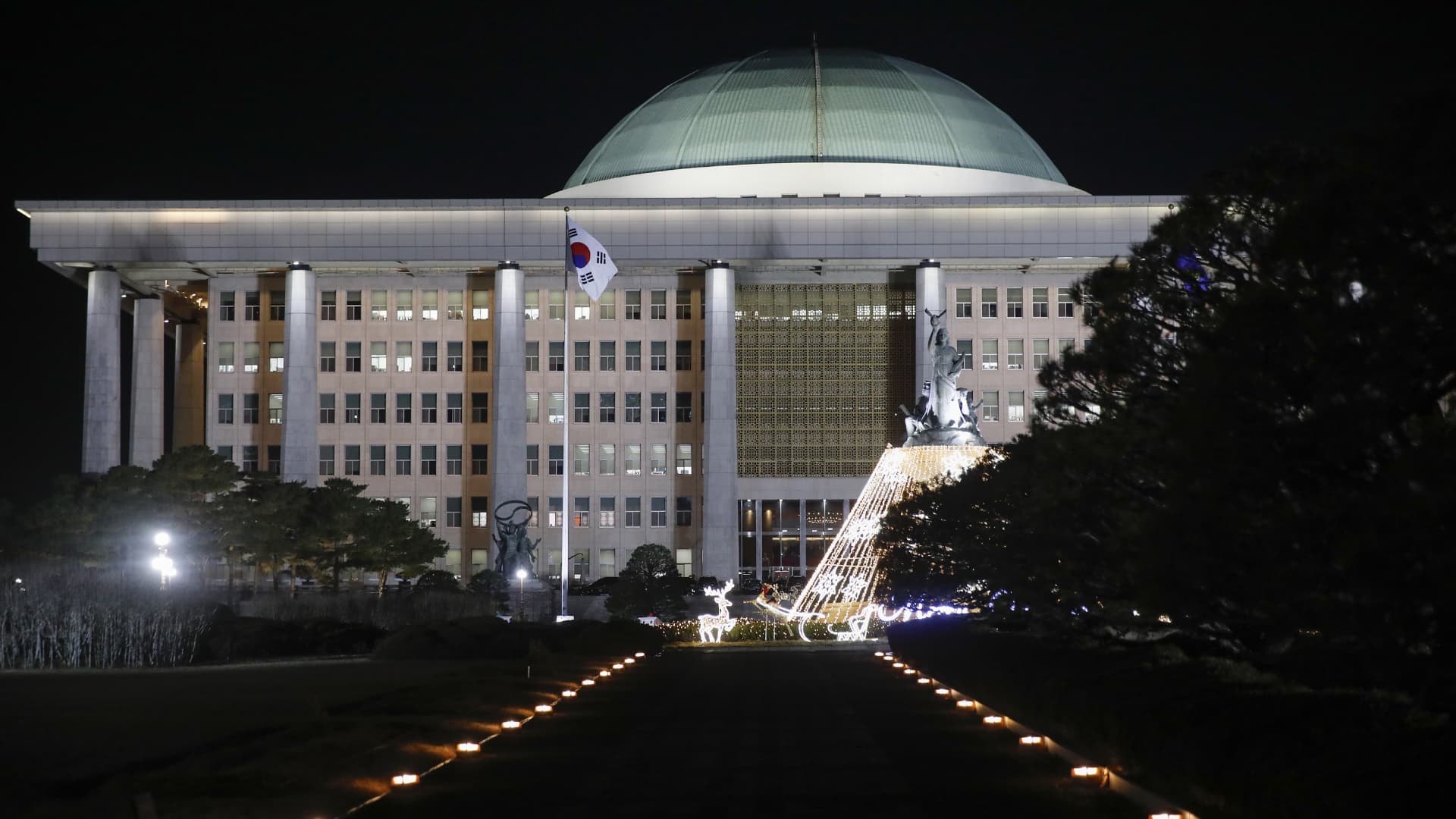 South Korea passes special bill to implement its 0 billion U.S. investment pledge