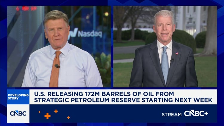 Energy Secretary Wright says U.S. ‘not ready’ to escort tankers through Strait of Hormuz yet