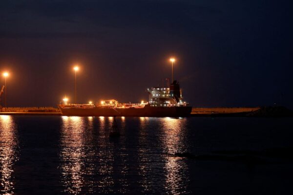 U.S. allows temporary purchases of Russian oil already at sea