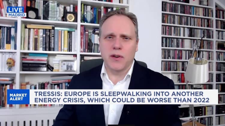 Price pressure in the pipeline