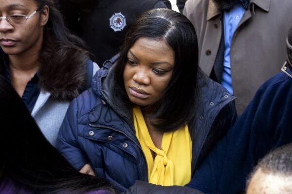 Congress seeks to depose prison guard on duty at death