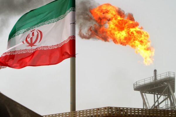 5 things to know before the market opens Monday