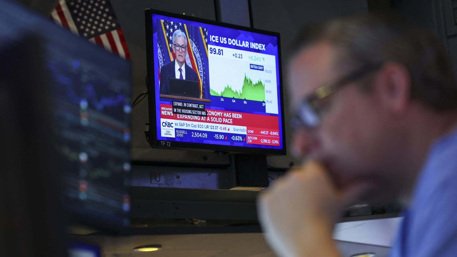 A geopolitical fog has enveloped the stock market. Three things investors should do now