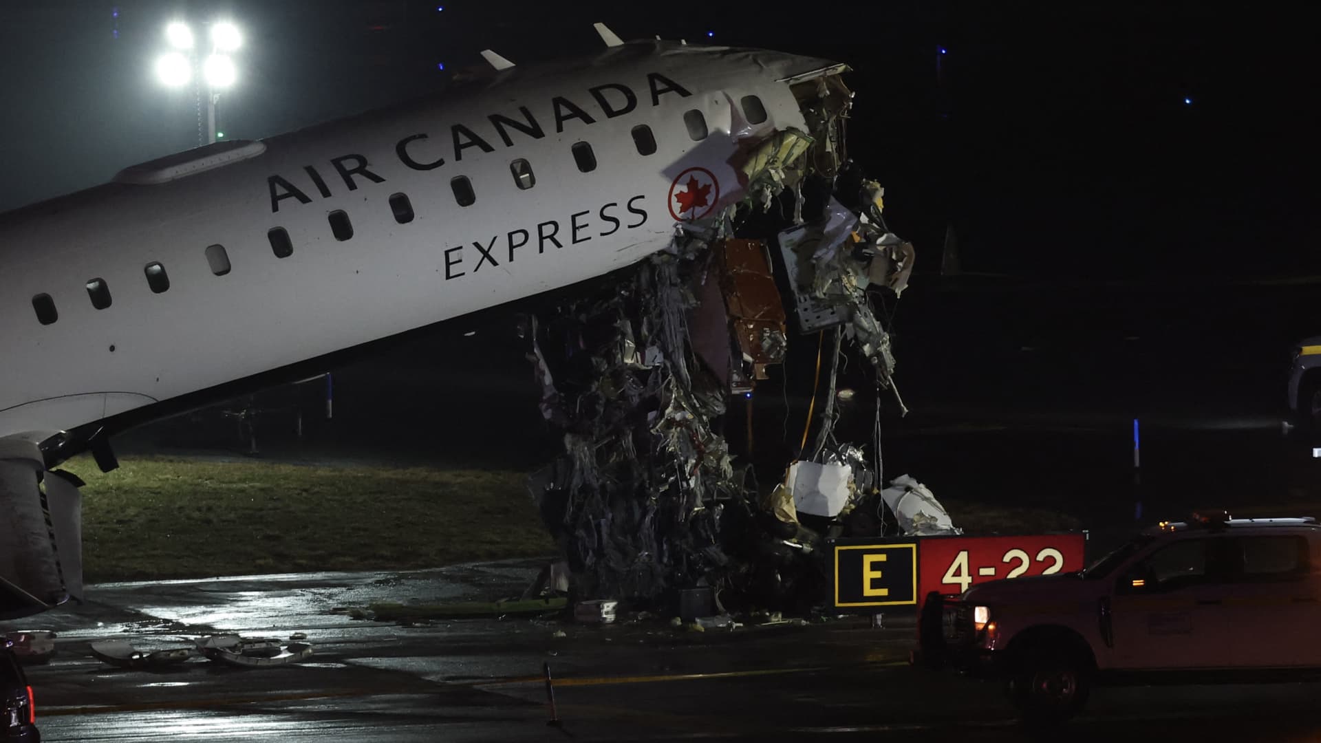 Air Canada Express jet hits ground vehicle, closing New York’s LaGuardia airport