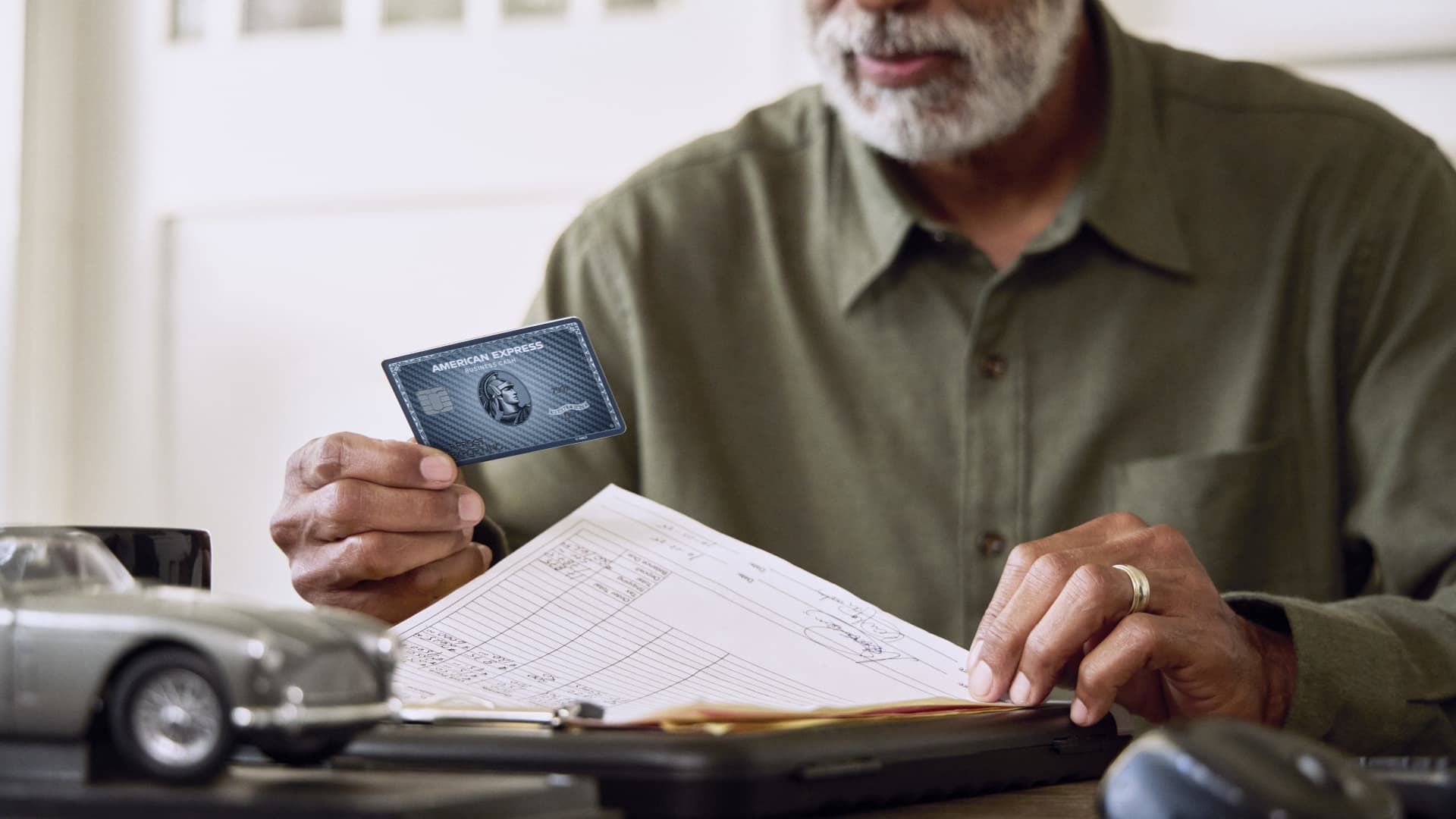 New Amex Graphite Business Cash Unlimited Card: Is It Worth It?