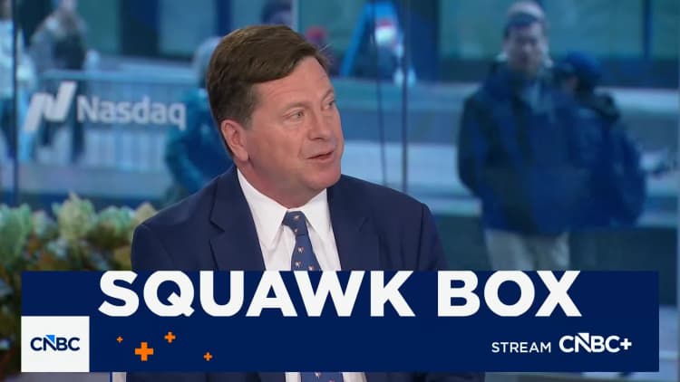 Former SEC chair Jay Clayton says regulators would scrutinize trading ahead of Trump post