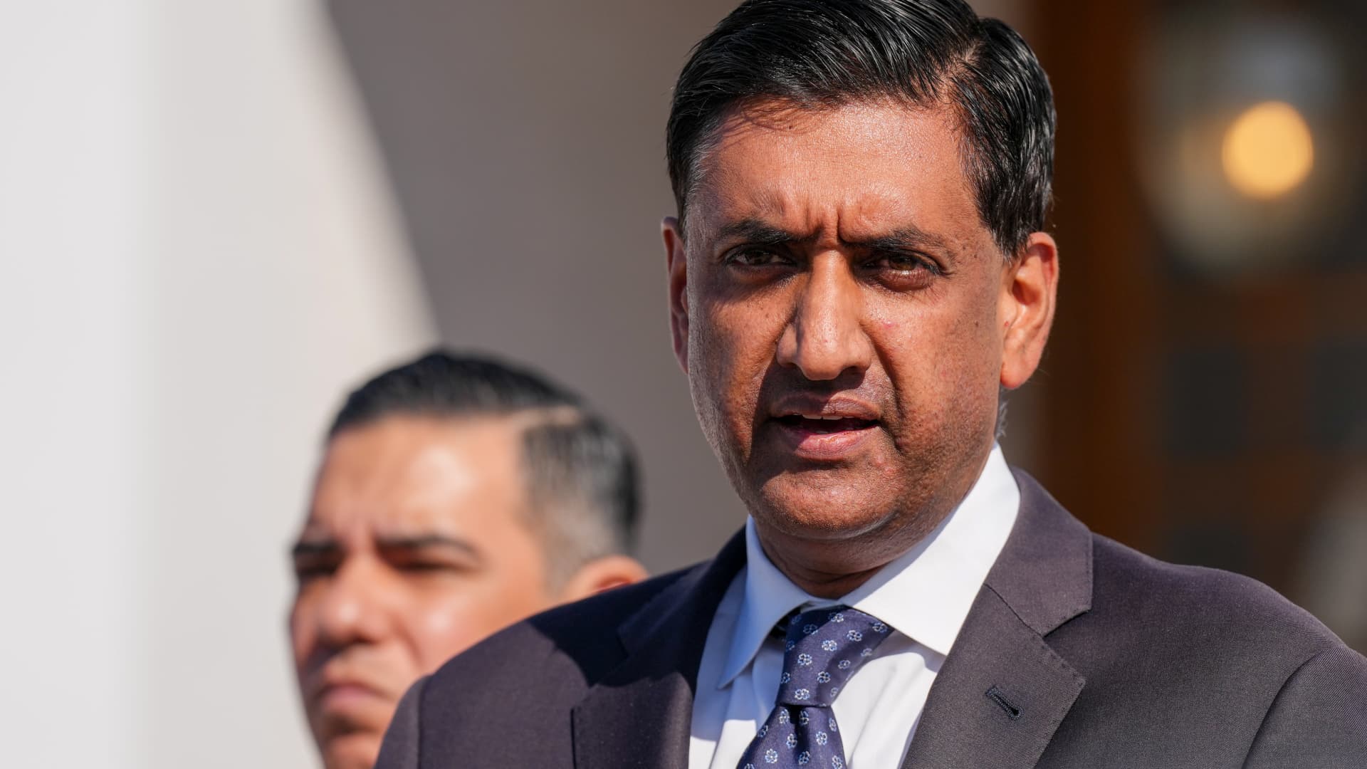 Reps Ro Khanna and Tim Burchett to push fraud probe across all 50 states
