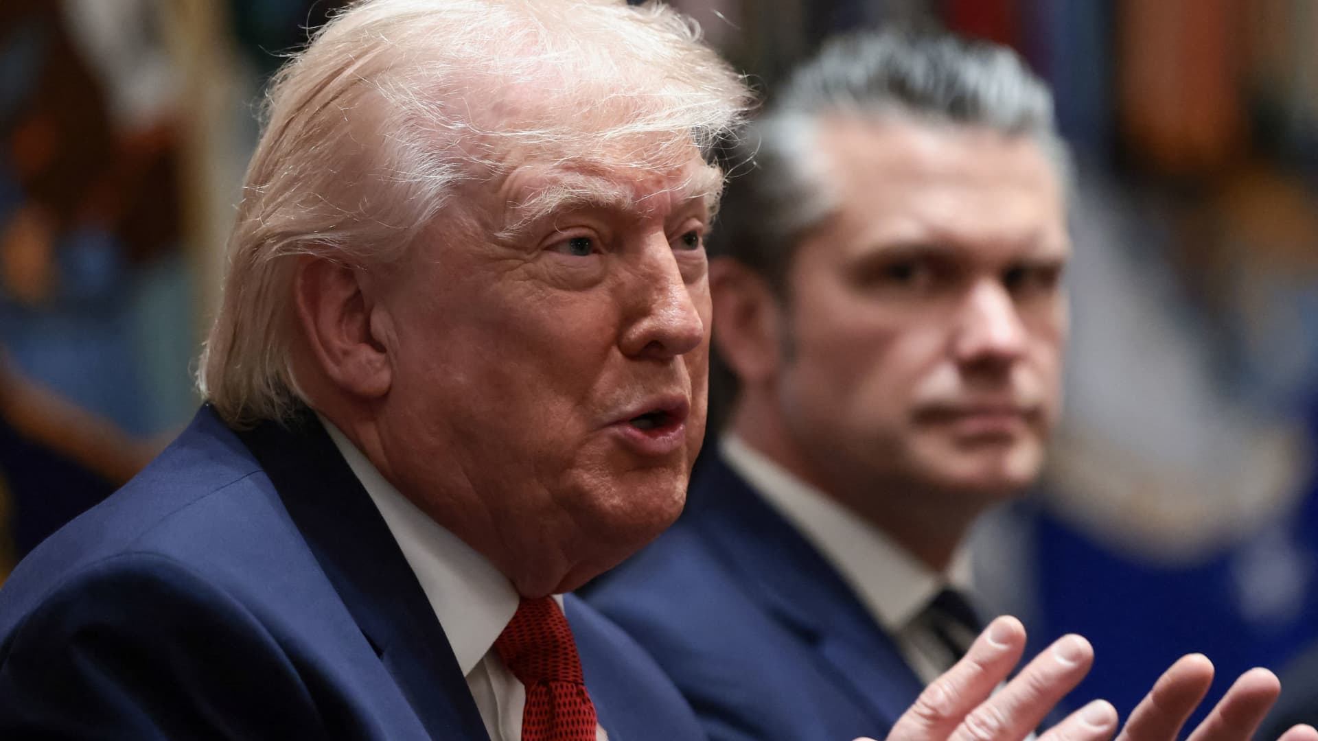 5 things to know before the market opens Friday