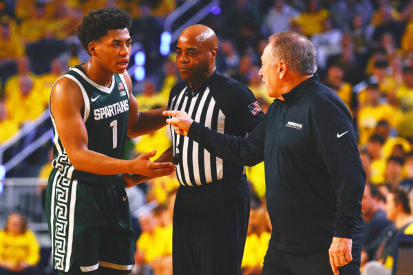 Michigan State’s Jeremy Fears T’d Up for Kick Toward Groin of Michigan’s Elliot Cadeau