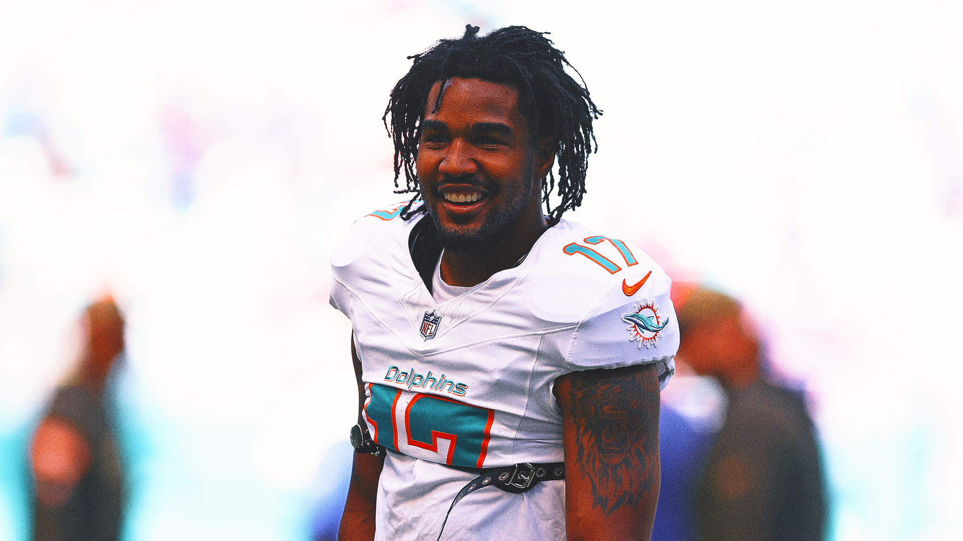 Broncos Reportedly Acquire Dolphins Star WR Jaylen Waddle