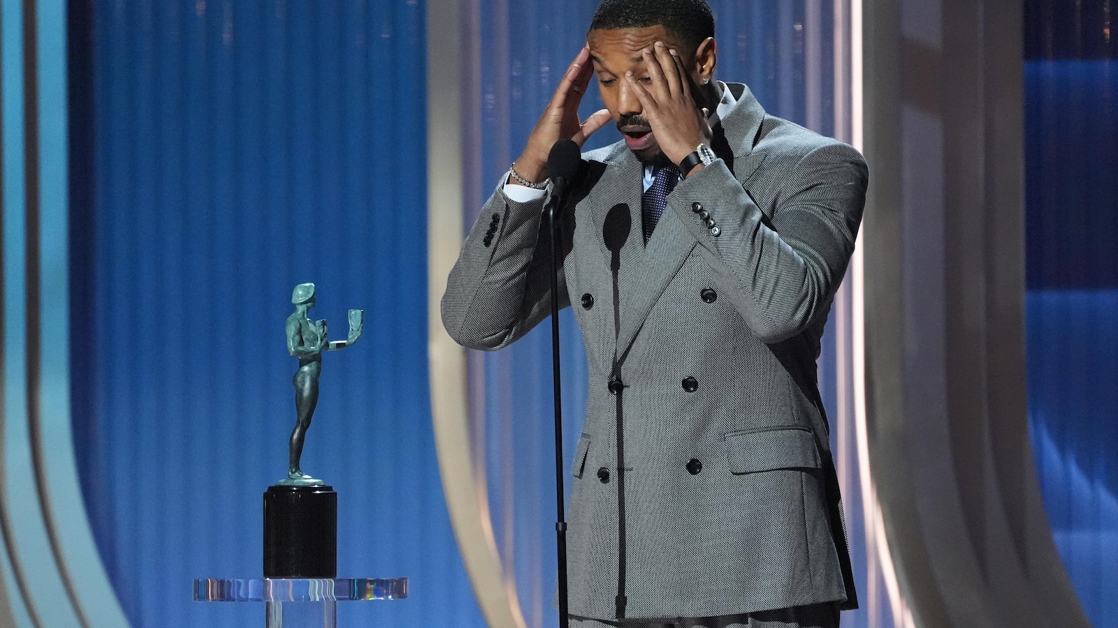 An Oscar race that looked like a runaway may be a close call, after all