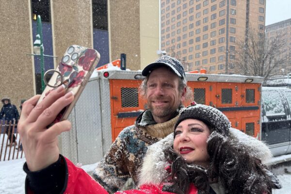 After training in deep snow and bitter cold, ex-reality show star seeks to win the Iditarod again