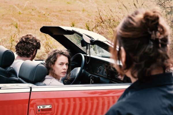 Movie Review: In ‘Miroirs No. 3,’ a slender and elegant tale of mutual rehabilitation