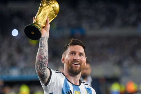 YouTube makes World Cup deal with FIFA that lets broadcasters show parts of games live