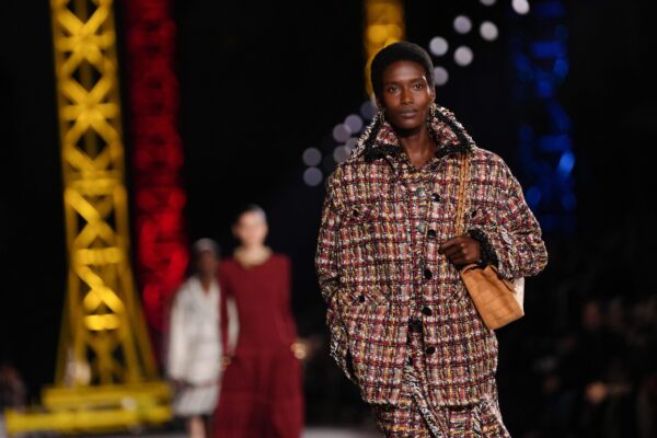 Margot Robbie, Oprah watch Blazy transform Chanel with color and craft